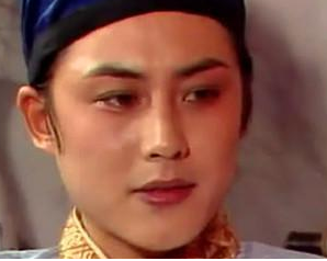 红楼梦中贾琮是什么人？他在贾府的地位如何？