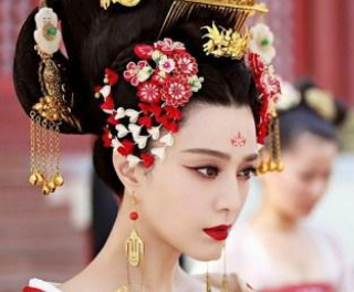 上官婉儿的一生是什么样的？她为何要卖命于武则天？