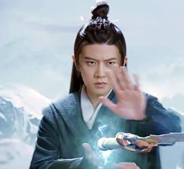 《与君初相识》朱凌是谁演的？朱凌扮演者介绍