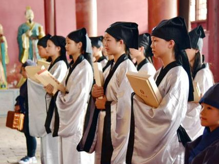 古代没有现代交通工具 古人赶考需要花费多久时间