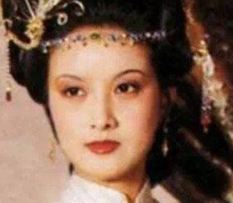 红楼梦王熙凤的判词是什么？有何暗喻？