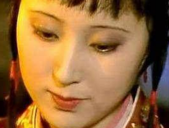 红楼梦宝玉的生日时为何会发生官司?原因是什么