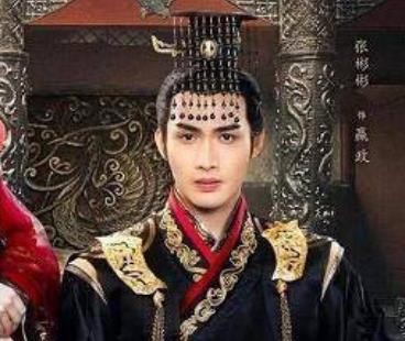 秦始皇穿黑色龙袍有什么讲究？