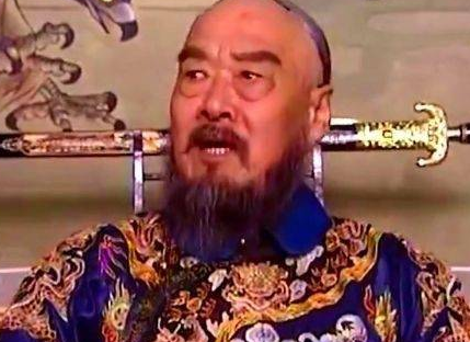 鳌拜手里握着大权 鳌拜为什么不敢造反