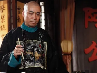 施公案第28回：解开螃蟹情弊，差人访拿凶犯