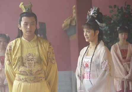 崇祯皇帝哀求大臣和亲戚捐钱 崇祯为什么不抄家来着直接