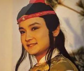 红楼梦中宝玉与元春之间的关系怎么样？