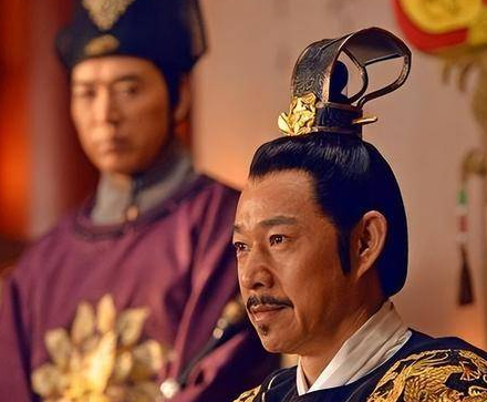 李世民在和武则天圆房的晚上 房梁为什么会掉下来