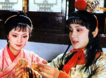 红楼梦中薛家的家风如何？薛家的丫鬟婆子、少爷小姐都很厉害