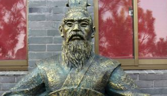 曹操那么坚持的要襄樊，为什么曹丕轻易就放弃？