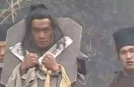 古代押送女囚犯来回几千里 衙役为什么还要抢着去送