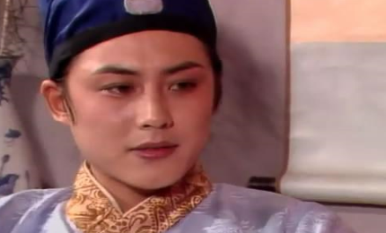 为贾蓉的欲望买单的人，为何不是贾珍，而是贾琏？