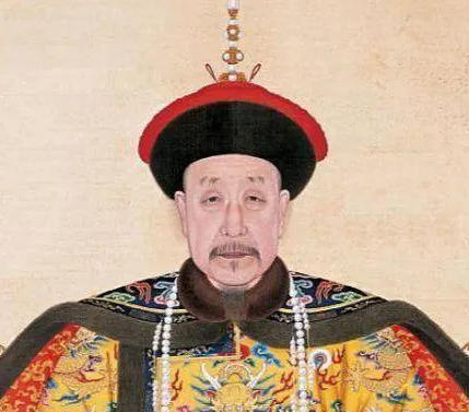 清朝危机既然开始于乾隆 乾隆皇帝到底做了什么事情