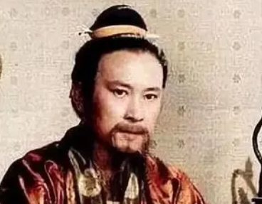 红楼梦中贾政得知金钏跳井后为何会那么生气？