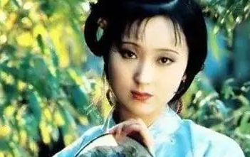 《红楼梦》林黛玉心比比干多一窍，心怀苍生大爱