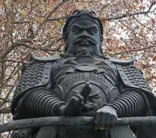 钱镠是什么人？他的一生是什么样的？