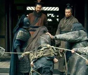 三国时期的第一猛将为何是吕布？他一生有何作为？