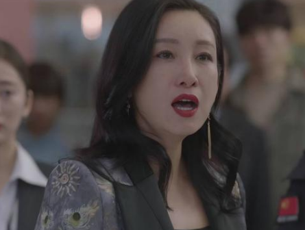 《小敏家》李萍的结局如何 李萍离婚的原因是什么