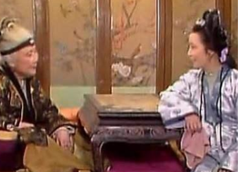 红楼梦中贾府为何没有给初来乍到的黛玉准备房间？