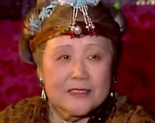 红楼梦中荣国府的大房与二房之间的关系怎么样？