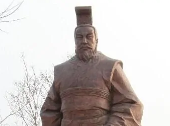 秦孝公对秦国作出的最大贡献是什么？他是如何登基的？