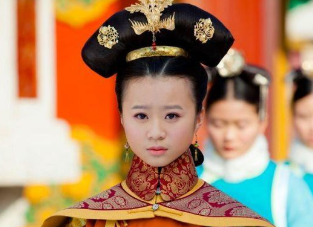 她是康熙的爱女，结果守寡17年之久