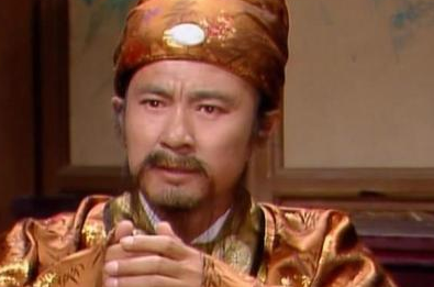 贾宝玉挨打的时候，贾政为什么看到王夫人打的更狠了？