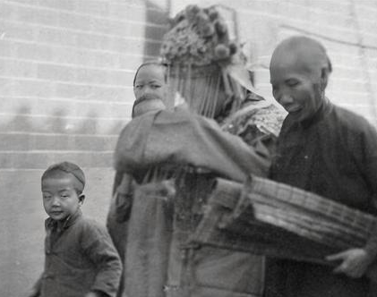 古代穷人如果娶不到老婆的话 古人又是怎么传宗接代的