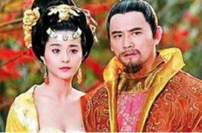 历史上杨贵妃给安禄山洗过澡是真的吗？