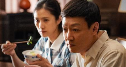 《人世间》在辛柏青的演绎下，周秉义这个角色理性且温暖