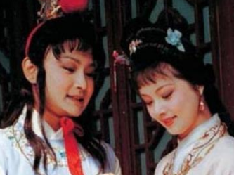 红楼梦中宝钗看望宝玉后，让袭人瞒着贾母是因为什么？