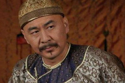 讷亲作为雍正的侍卫 最后为什么会落到自杀的下场