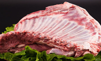 在食用羊肉的时候，为什么最好不要和南瓜一起食用？