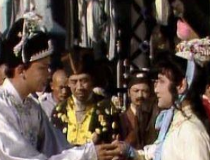 红楼梦中老太妃随祭时，北静王妃和贾母有何交集？