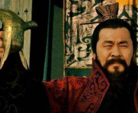 郭嘉不死就没有三国 郭嘉实力有那么恐怖吗