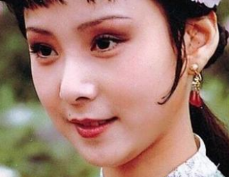 红楼梦晴雯去世的夜里喊的人并不是宝玉,是为何？