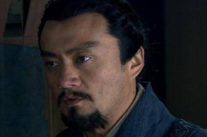 横扫六国的章邯，为何最后会投降项羽呢？