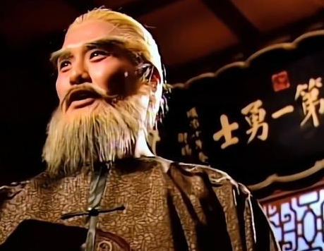 索额图当初得到康熙的重用 最后为什么会落到惨死的地步