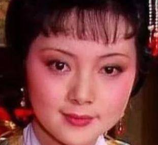 红楼梦蘅芜苑是什么样的装扮？薛宝钗为何要这样?