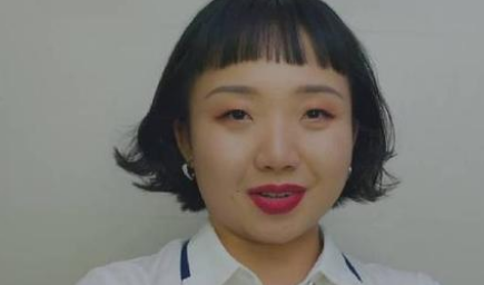 《没有工作的一年》主角即使生活困难，却始终向阳而生