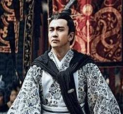 曹操临死之前，为什么是杀杨修？