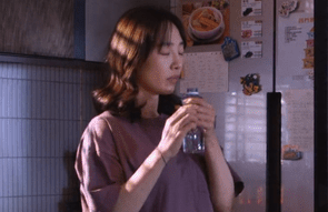 《欢迎光临》中的柳姨是个什么样的人？