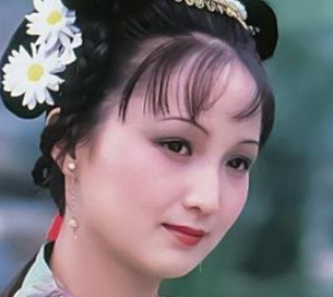 红楼梦中平儿对贾琏是一种什么样的感情？