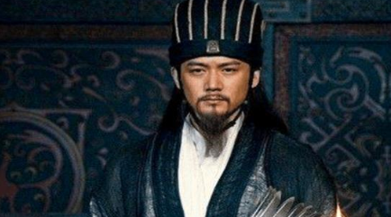 在诸葛亮的五次北伐中，他是如何解决后勤补给难题的？
