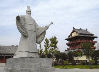 孙权曾撺掇曹操称帝，但曹操并未上当