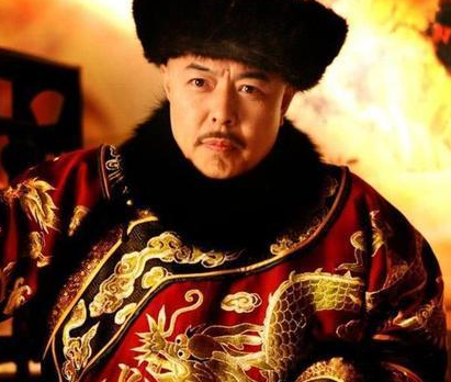 乾隆六十年皇帝后就禅让给嘉庆 乾隆就不怕大权旁落吗