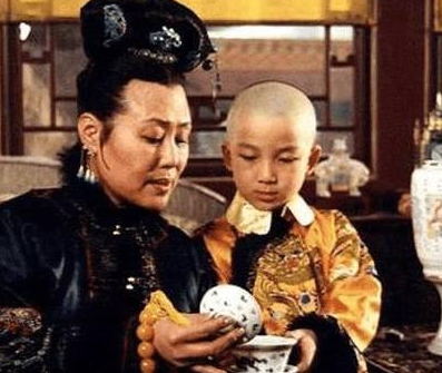 顺治不亲康熙亲 孝庄和两人真的有隔代亲吗
