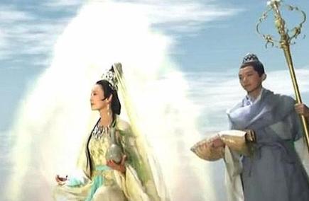 在孙悟空被压五指山的五百年中，都有谁去看过他？