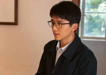 《底线》是什么题材？主演有哪些人？