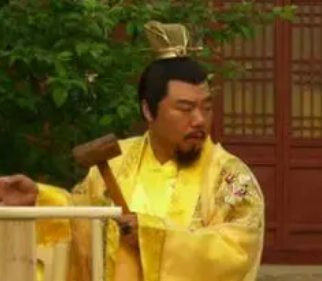 历史上明熹宗朱由校的生母是谁?他的一生是什么样的?